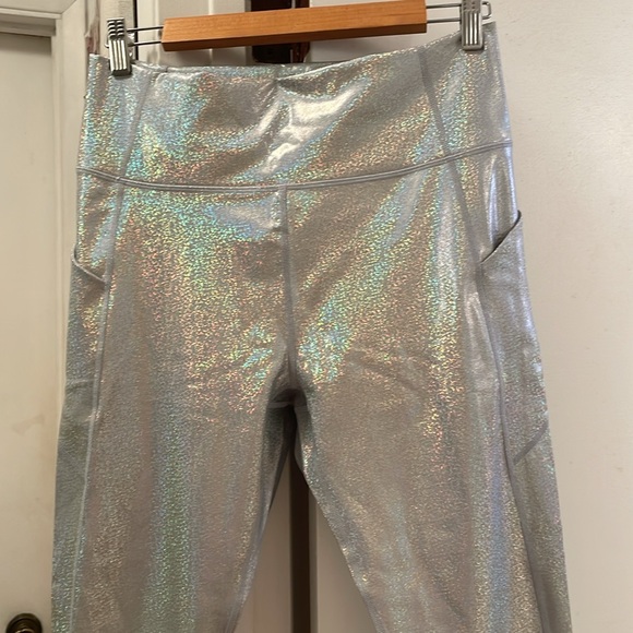 Fabletics NWT Silver Glitter Hologram Oasis PureLuxe High-Waisted Legging XL - Picture 4 of 7